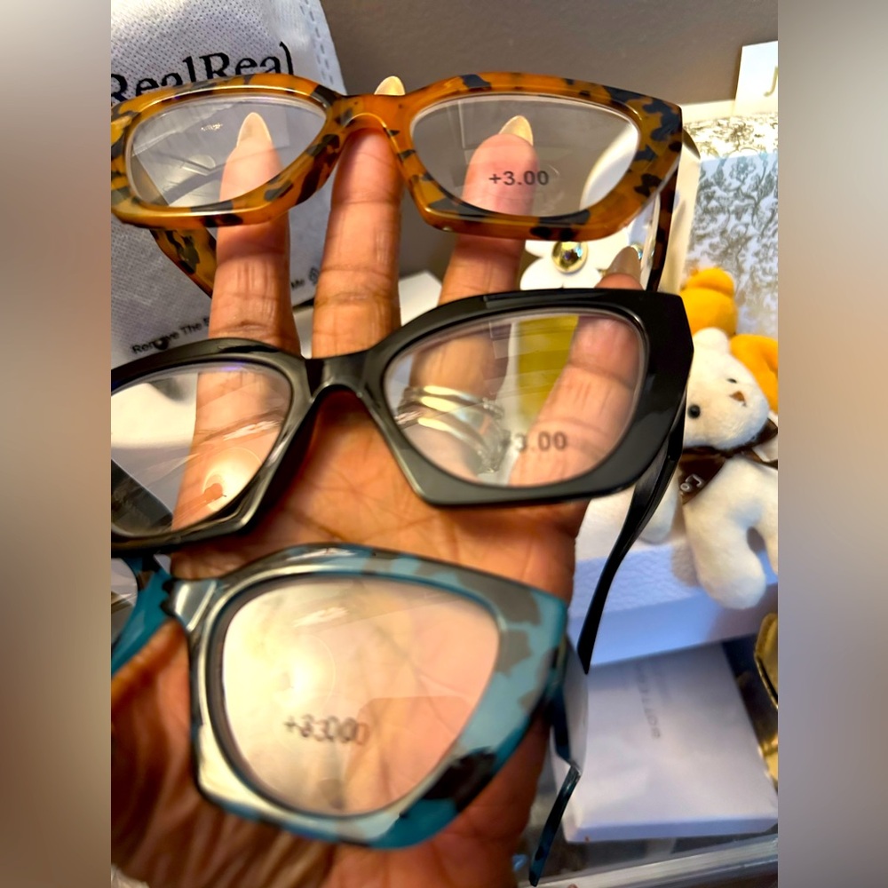 (SOLD) NWOT Vince Camuto Premium Reading Glasses - Picture 13 of 14